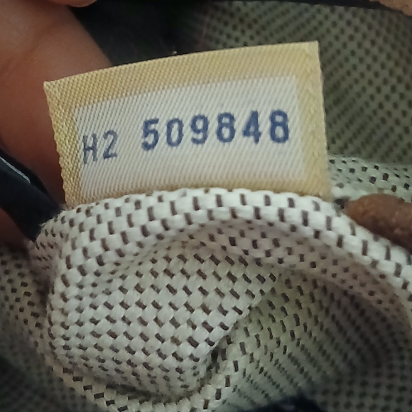 Dooney & Bourke All Weather Leather small Black pebble grain hobo bag - Picture 14 of 14